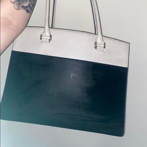 Large Kate spade purse 👛